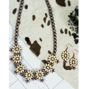 NWT SQUASH BLOSSOM NECKLACE EARRING SET